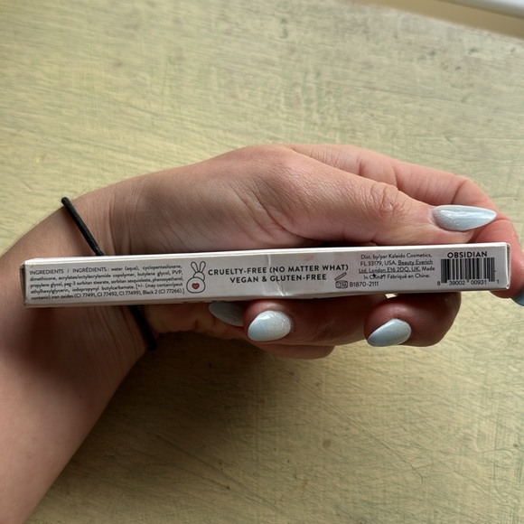 Kaleido cosmetics: obsidian waterproof liquid eyeliner - Picture 5 of 6